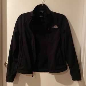 Black North face sweater